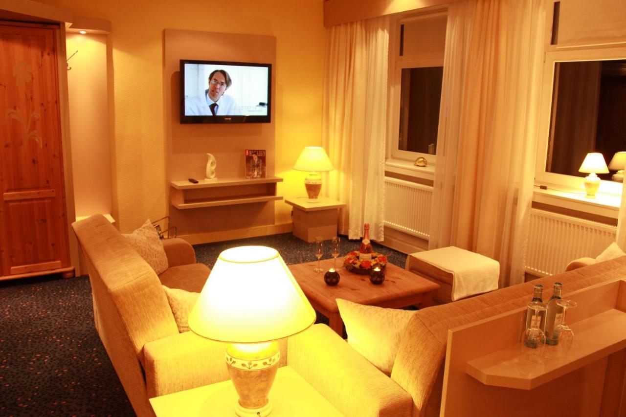 Röhrsdorfer Hof Hotel 3*