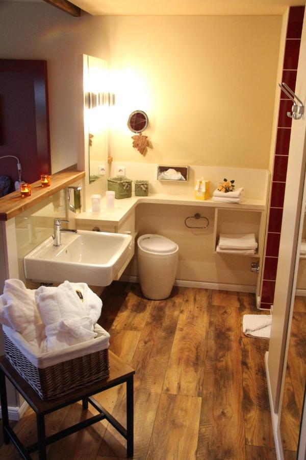 Röhrsdorfer Hof Hotel 3*